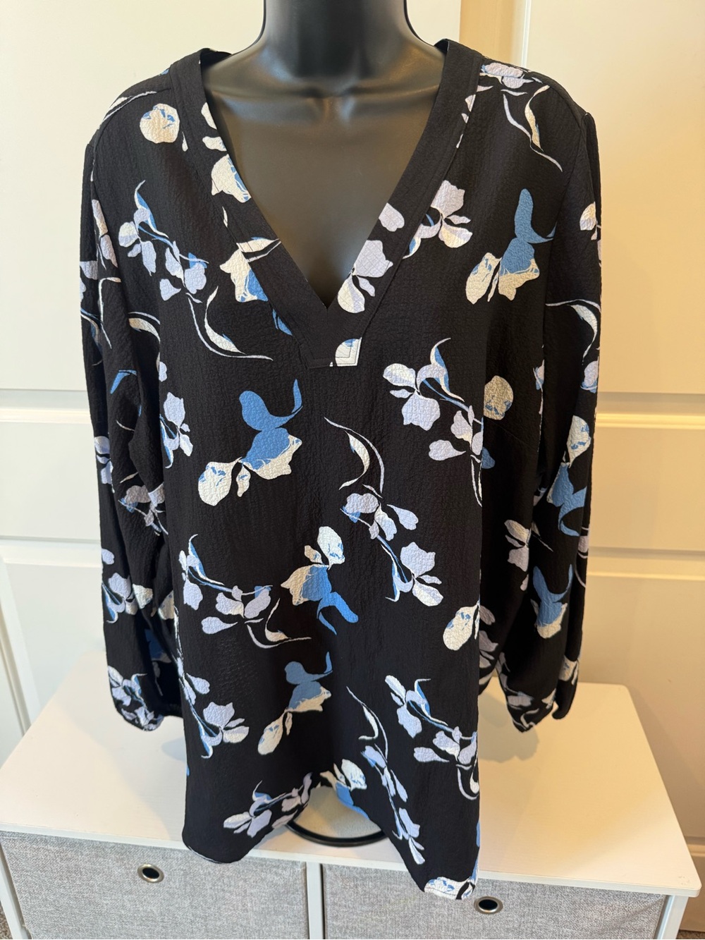 Nine West Black V-Neck Floral Top with Blue and White Accents